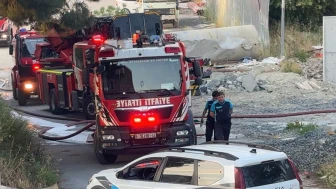 Avcılar'da korkutan yangın!