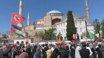 İstanbul'da binlerce kişi Gazze için yürüdü