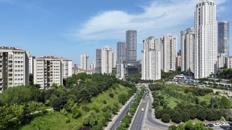 Ataşehir'de bir yılda  60 proje