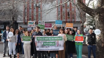 Gençlerden acil çağrı