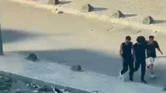 Esenyurt'ta güpegündüz zehir ticareti!