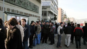 13 milyon kişi işsiz!