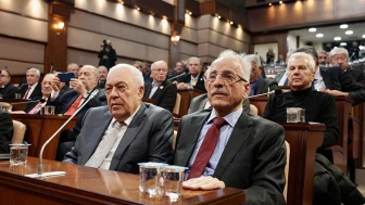 Özgür Özel'e destek bildirisi
