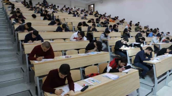 2.5 milyon öğrenci ter dökecek