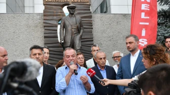 Beylikdüzü'nde yüzlerce kişi Çalık için toplandı! Bıçak kemiğe dayandı!
