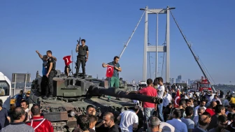 Burak Haktanır ile İsmail Hakkı, Hain Darbe Girişimi'ni "halka en iyi şekilde anlatmalıyız”