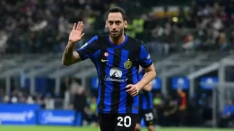 Hakan Çalhanoğlu: "Amacım Inter'de kalarak kupalar kazanmak"