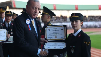 Cumhurbaşkanı Erdoğan: Kendini devletten üstün görenlerin tepelerine bineceğiz!