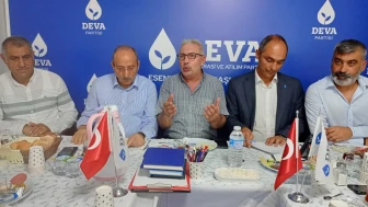 DEVA Esenyurt’ta muhtarlar ve STK’larla buluştu