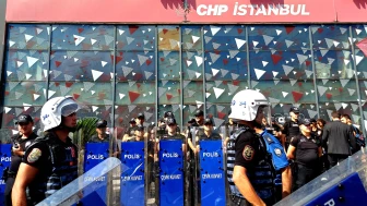 Abluka derhal kaldırılmalı!