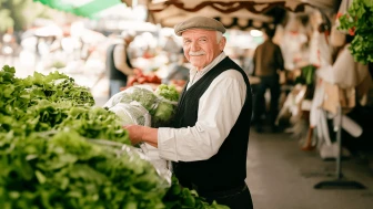 Emeklinin pazar parası İBB'den
