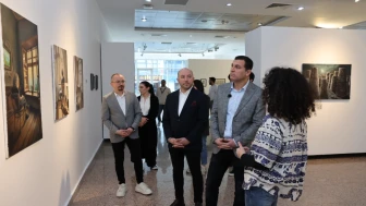 "Zemin ve İz Derindeki Ses" karma sergisi Sefaköy Galeri Küp'te