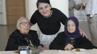 Onlar yaşayan çınarlarımız