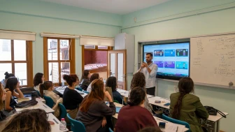 İBB Gençlik Ofisleri’nde yabancı dilden tiyatroya 13 farklı branşta ücretsiz eğitim