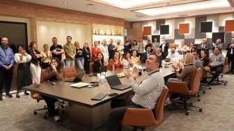 Demans hastası yolcuya 24 saat destek veren personele ödül