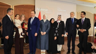 Halis Kahriman, Anneler Günü'nde anneleri unutmadı