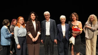 Avcılar’da duygu dolu program; “Sessiz Annelerin Sesi” oldular