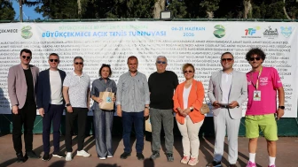 Büyükçekmece tenise bekliyor