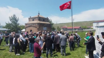 Kars'ta Karapapak Türkleri Çalıştayı ve Ozanlar Şöleni'ne yoğun ilgi