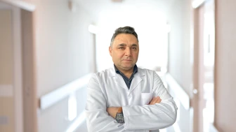Kalp krizi her zaman şiddetli göğüs ağrısıyla başlamayabilir