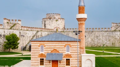 Fatih Mescidi ibadete açıldı