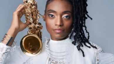 Jazzmeia Horn, 32. İstanbul Caz Festivali'nde sahne aldı