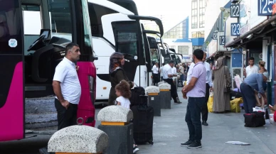 Esenler otogarında insan seli