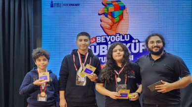 Beyoğlu'nda Rubik Küp Turnuvası heyecanı