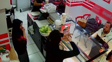 Beyoğlu'nda bir çiğ köfteciyi dolandırdılar