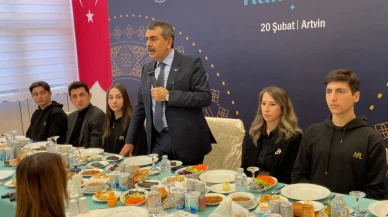 Bakan Tekin: 168 kişinin imzaladığı metinle ilgili suç duyurusunda bulunacağız