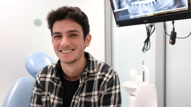 Kalça kemiğinden inci dişlere: Yusuf, 2 yıllık tedavinin ardından gülüşüne kavuştu