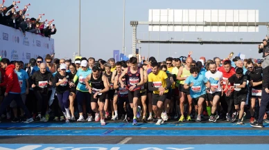 21. İstanbul Yarı Maratonu bu pazar Yenikapı'da koşuldu