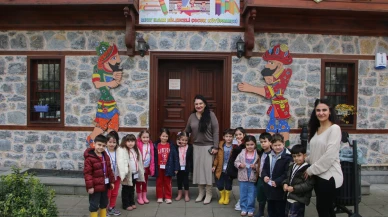 Kartallı minikler  kütüphanede!