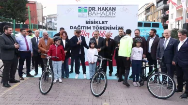 Bahçelievler bisiklet dağıttı