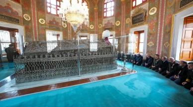 Fatih Sultan Mehmet, vefatının 545'inci yılında kabri başında anıldı