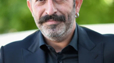 Cem Yılmaz: TÜRKİYE’NİN KAHKAHA HAFIZASI