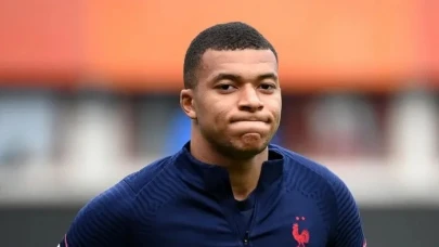 Mbappe direktörü kovdu!