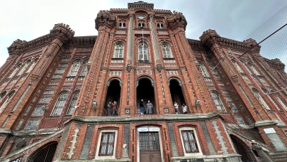 Fener Rum Okulu'nda eğitim devam edecek mi?