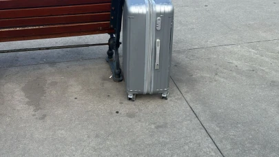 Sarıyer'de şüpheli valiz fünyeyle patlatıldı