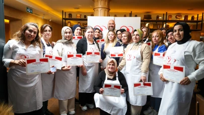 Depremzede kadınlar İstanbul’da ünlü şeflerden eğitim aldı