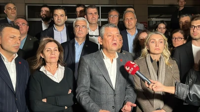CHP Lideri Öze Çağlayan Adliyesi önünde açıklama yaptı