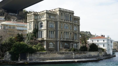 Boğazın paha biçilemez yalısı satışa çıktı