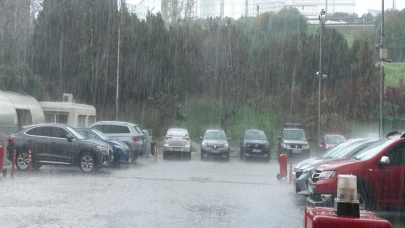 İstanbul'u dolu vurdu!