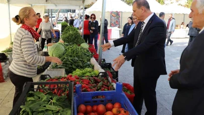 İstanbul'un en hormonsuz pazarı Büyükçekmece'de