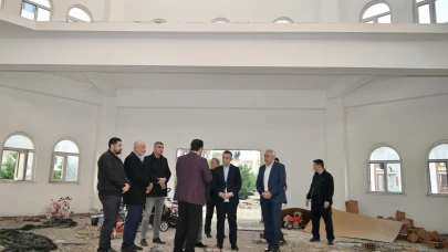 Esenyurt'ta atıl durumda kalan Azad Topuz Cami ibadete açılıyor