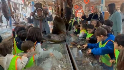 Minikler Türkiye Deniz Canlıları Müzesi'ni gezdi