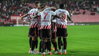 Samsunspor Galatasaray'a kitlendi!