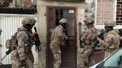 İstanbul'da DEAŞ'a yönelik düzenlenen operasyonda 110 şüpheli gözaltında