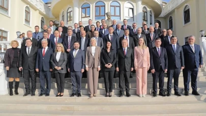 CHP'li belediye başkanlarından İmamoğlu'na "Aday ol" çağrısı