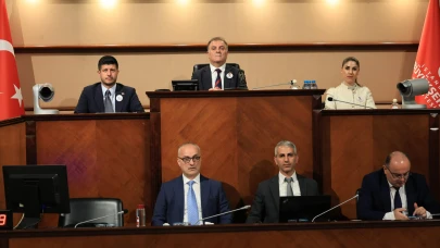İBB Başkanvekili Nuri Aslan: Türkiye'ye layık gördüğünüz demokrasi bu mu?
